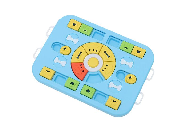 Interactive Self-Play Dog Toy