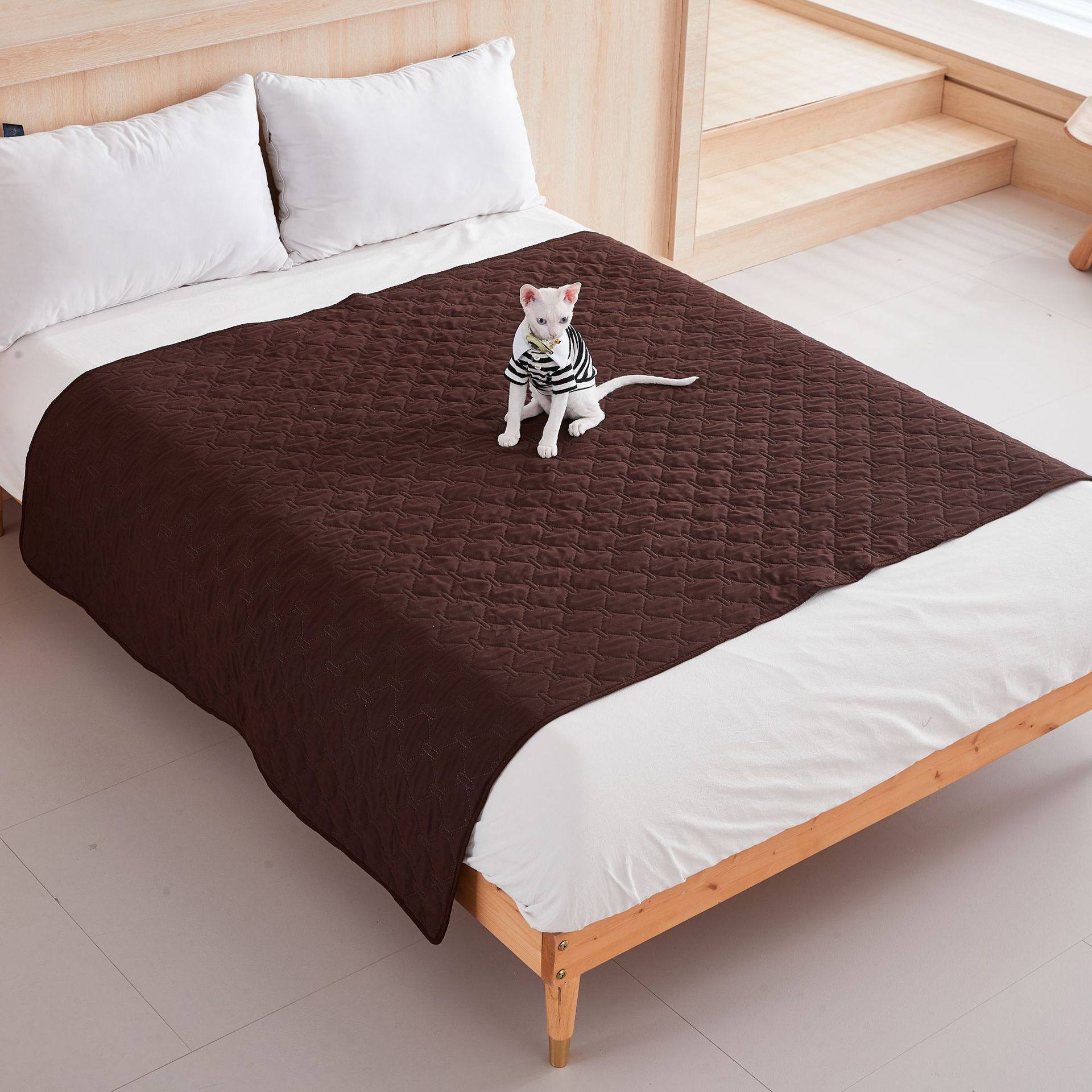 Waterproof Non-Slip Pet Bed & Furniture Cover